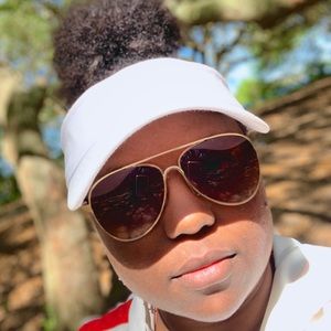 Meet your Posher, Annykah